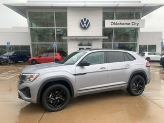 New 2025 Volkswagen Atlas Cross Sport SEL R-Line image 1