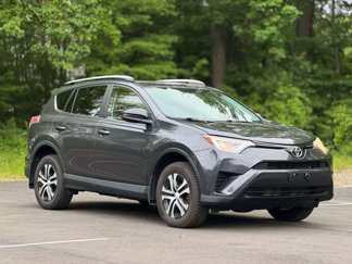 Used 2016 Toyota RAV4 LE image 1