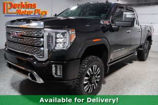 Used 2023 GMC Sierra 2500 Denali w/ Denali Black Diamond Edition image 1
