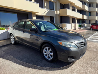 Used 2011 Toyota Camry image 1