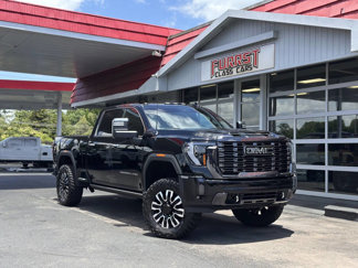 Used 2024 GMC Sierra 2500 Denali Ultimate w/ Max Trailering Package image 1