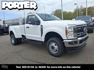 New 2025 Ford F350 XLT image 1