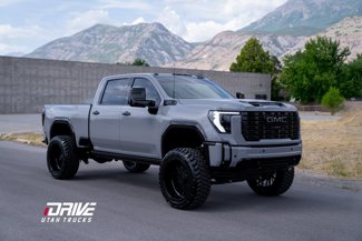 Used 2025 GMC Sierra 3500 Denali Ultimate image 1