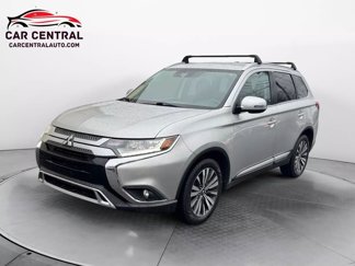 Used 2020 Mitsubishi Outlander SEL image 1
