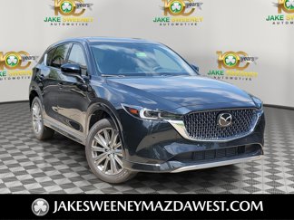 New 2025 MAZDA CX-5 Signature image 1