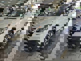 Used 2022 Subaru Outback Premium image 1