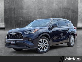 Used 2023 Toyota Highlander Limited image 1