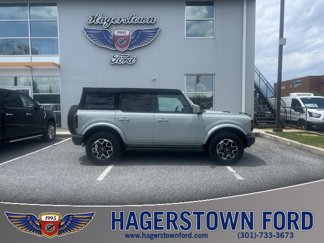 Certified 2024 Ford Bronco Outer Banks image 1