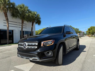 Used 2022 Mercedes-Benz GLB 250 4MATIC w/ Premium Package Lite image 1
