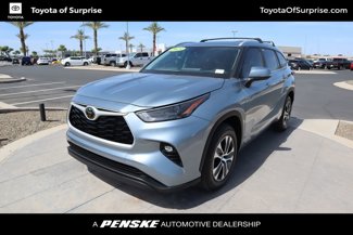 Used 2023 Toyota Highlander XLE image 1