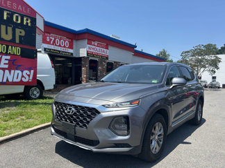 Used 2019 Hyundai Santa Fe SE image 1