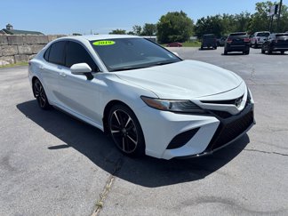 Used 2019 Toyota Camry XSE image 1