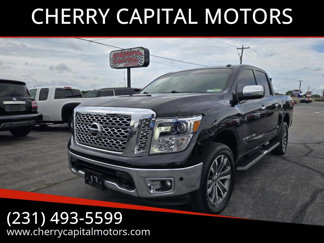 Used 2018 Nissan Titan SL image 1
