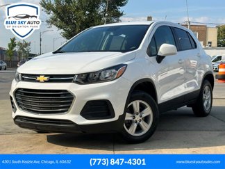 Used 2022 Chevrolet Trax LS w/ Tint and Cruise Package image 1