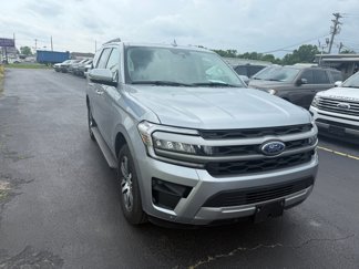 Used 2024 Ford Expedition XLT image 1