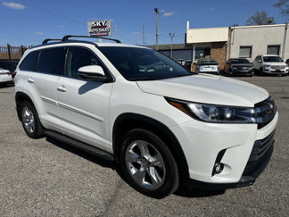 Used 2019 Toyota Highlander AWD V6 image 1