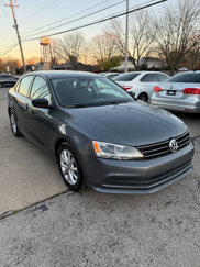 Used 2015 Volkswagen Jetta SE image 1