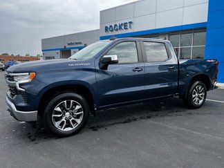 Used 2023 Chevrolet Silverado 1500 LT image 1