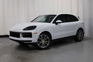 Used 2024 Porsche Cayenne image 1