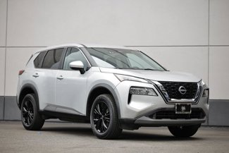 Used 2023 Nissan Rogue SV image 1