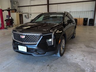 Used 2024 Cadillac XT4 Premium Luxury image 1