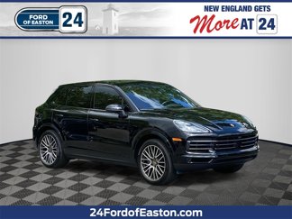 Used 2023 Porsche Cayenne S image 1