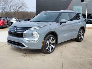New 2025 Mitsubishi Outlander SEL image 1