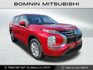 New 2025 Mitsubishi Outlander ES image 1