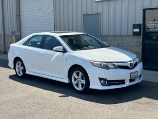 Used 2012 Toyota Camry SE image 1