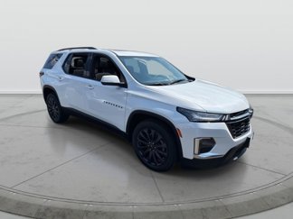 Used 2023 Chevrolet Traverse RS image 1