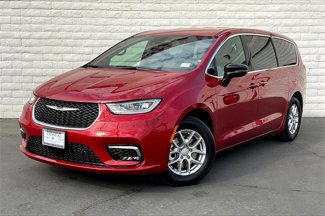 New 2025 Chrysler Pacifica Select image 1