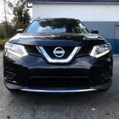 Used 2016 Nissan Rogue SV w/ SV Premium Package image 1