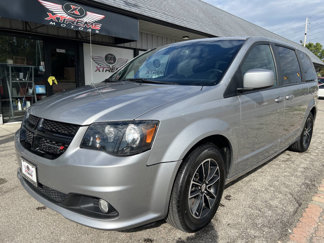 Used 2018 Dodge Grand Caravan SE image 1
