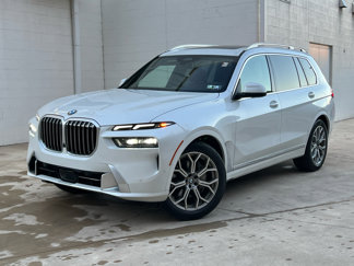 Used 2025 BMW X7 xDrive40i w/ Premium Package image 1