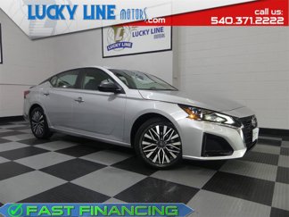 Used 2024 Nissan Altima 2.5 SV image 1