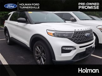 Certified 2022 Ford Explorer XLT w/ Equipment Group 202A image 1