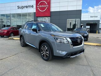 New 2025 Nissan Pathfinder Platinum image 1