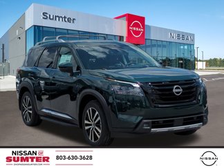 New 2025 Nissan Pathfinder Platinum image 1