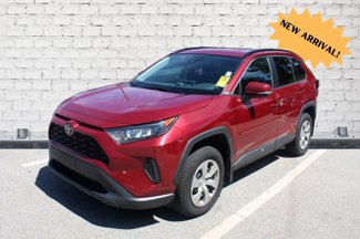 Used 2019 Toyota RAV4 LE image 1