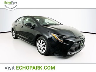 Used 2025 Toyota Corolla LE image 1
