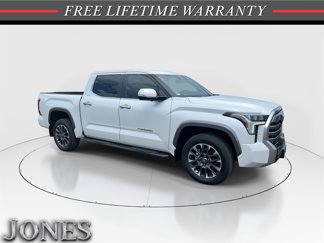 Used 2025 Toyota Tundra Limited image 1