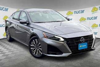 Certified 2023 Nissan Altima 2.5 SV image 1