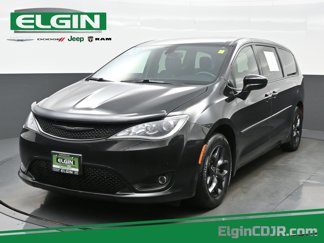 Used 2020 Chrysler Pacifica Touring w/ S Appearance Package image 1