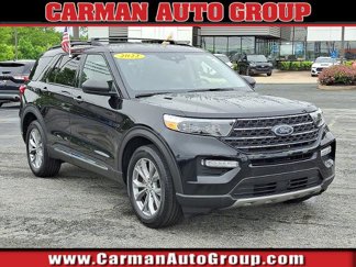 Certified 2023 Ford Explorer XLT w/ Equipment Group 202A image 1