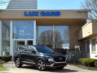 Used 2021 Hyundai Santa Fe SE image 1