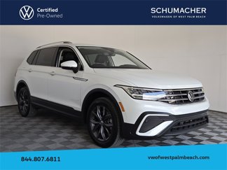 Used 2023 Volkswagen Tiguan SE w/ Panoramic Sunroof Package image 1