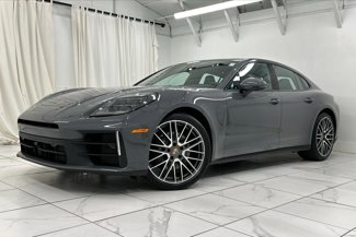 Used 2025 Porsche Panamera 4 image 1