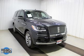 Used 2023 Lincoln Navigator Reserve image 1