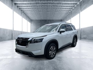 New 2025 Nissan Pathfinder SL image 1