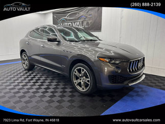 Used 2018 Maserati Levante GranLusso image 1
